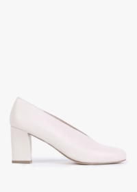 DANIEL Aneso Cream Leather V Front Court Shoes Size: 39, Colour: Camel