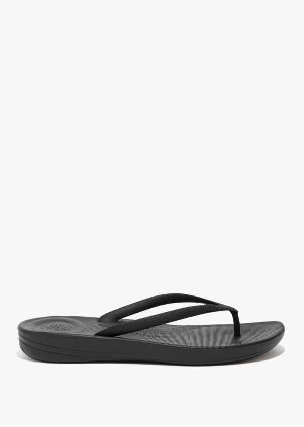 FITFLOP Iqushion All Black Ergonomic Flip Flops Size: 8