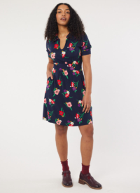 Joanie Clothing Olga Navy Floral Print Jersey Tea Dress –  UK 26 (Blue)