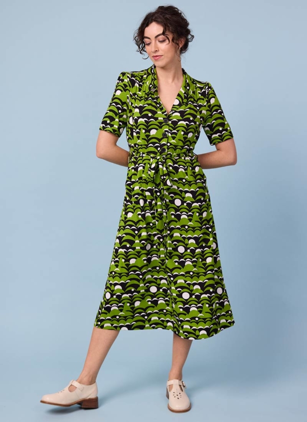 Joanie Clothing Tilly Geometric Print Short Sleeve Tea Dress -  UK 26 (Green)