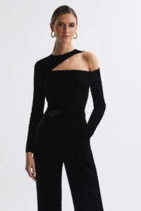 Adele – Black Petite Velvet Off-The-Shoulder Jumpsuit