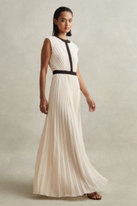 Harley – White Pleated Maxi Dress