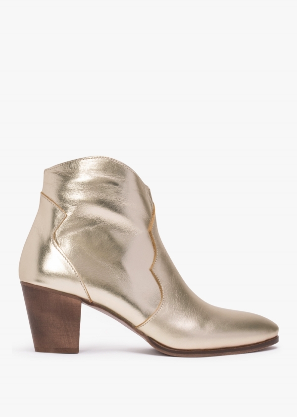 DANIEL Barara Gold Leather Western Ankle Boots Size: 41