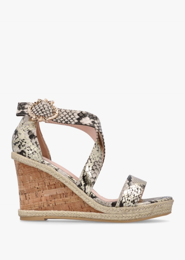 MODA IN PELLE Pursuit Gold Reptile Wedge Sandals Size: 39